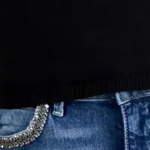 GUESS Women's Top Sz XL Mena Lace-Trim V-Neck Sleeveless - Picture 4 of 5